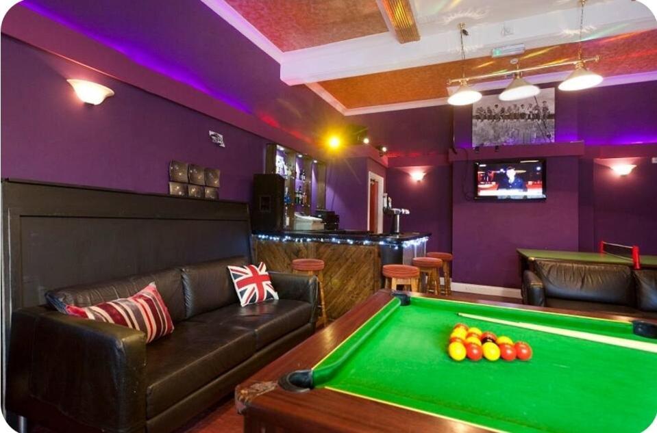 Foresters Inn Contractors Own Apartment - City Centre By Victoria Centre Shopping Centre - Your Own 7 Double Bedrooms Private Apartment With 3 Bathrooms And Snooker Room - Full Kitchen - Outdoor Parking For Cars Or Vans At Five Pounds A Day Nottingham Exterior foto